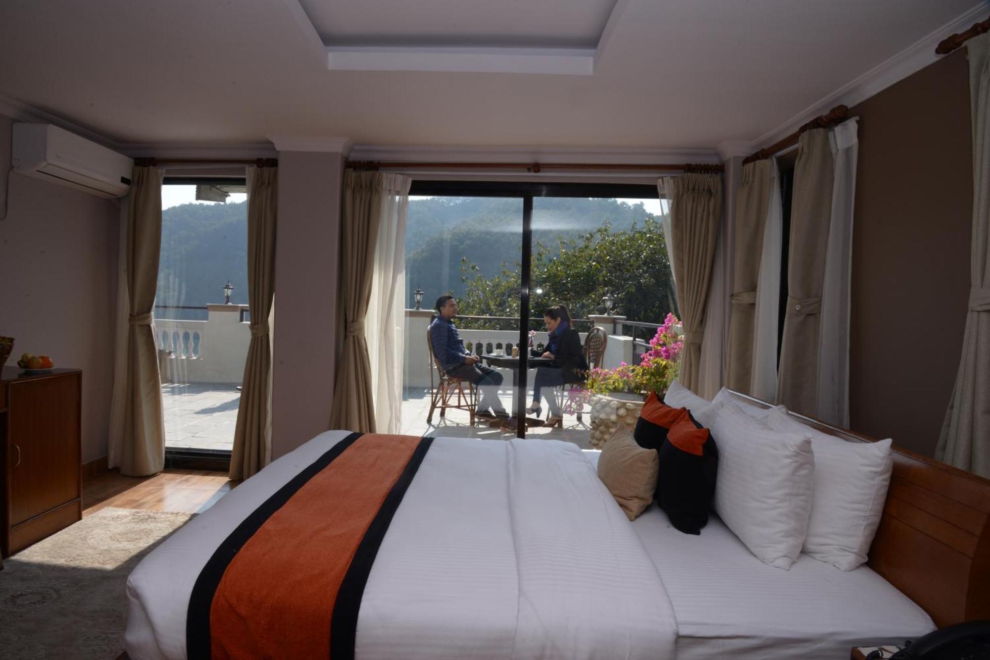 Hotel Raniban Arcade Pokhara Luaran gambar