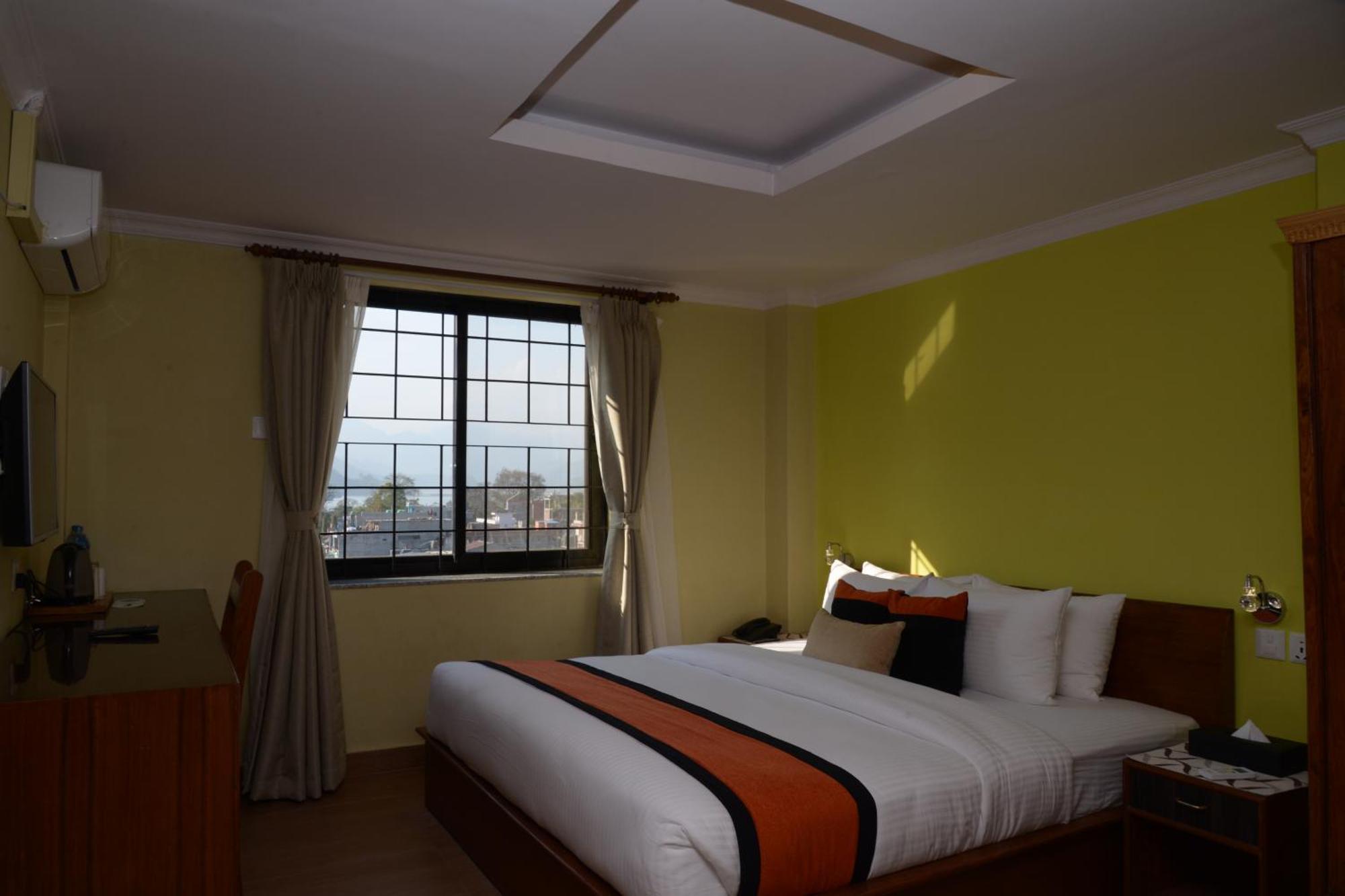 Hotel Raniban Arcade Pokhara Luaran gambar